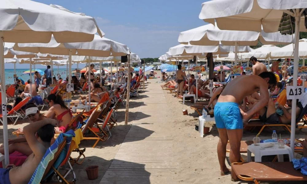 Στις παράλιές για... ελέγχους οι "κομάντο" της ΑΑΔΕ